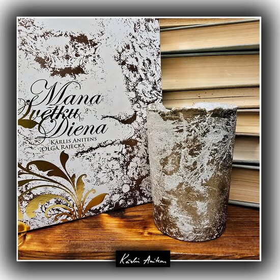 Svece no kolekcijas "Zelta grāmata"